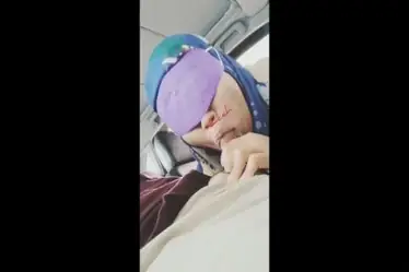 Ukhti Jilbab Biru Sepong Kontol Di Mobil Panas Lumer WOT